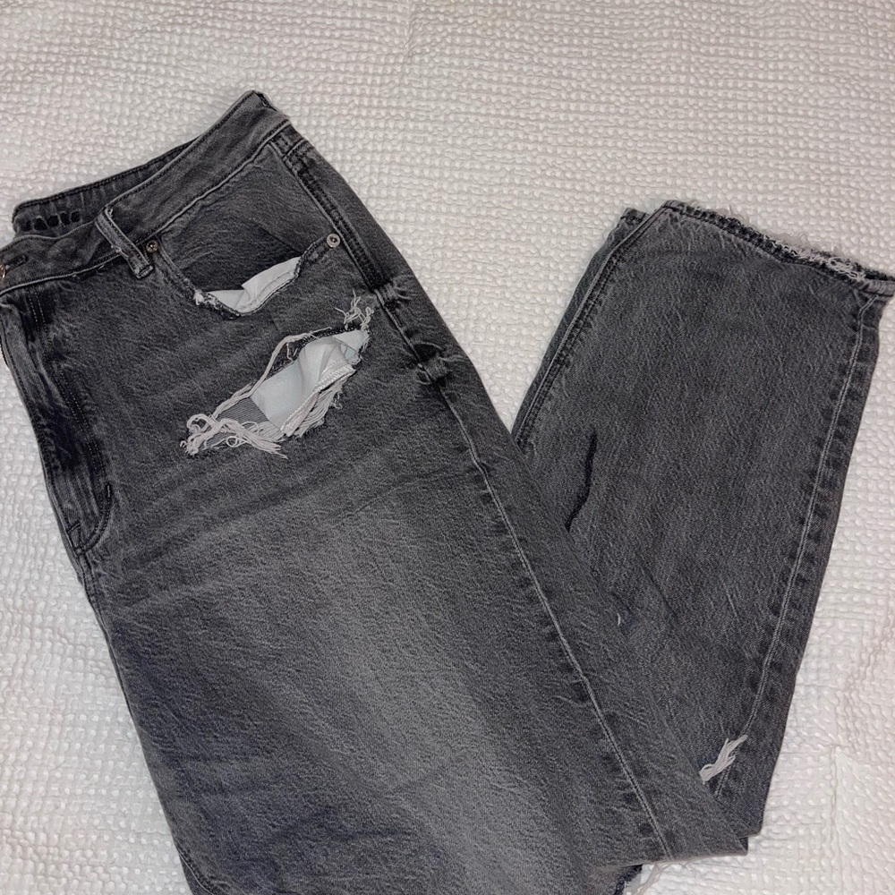 Women’s Distressed Gray/Black Jeans